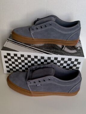 Vans Men’s Gray Suede Chukka Low Sneakers with Gum Sole